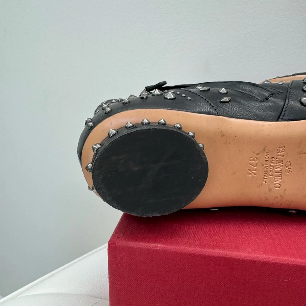 Valentino Garavani Studded Crystal Ankle Boots. Size 7.5. Excellent condition. - Picture 8 of 9